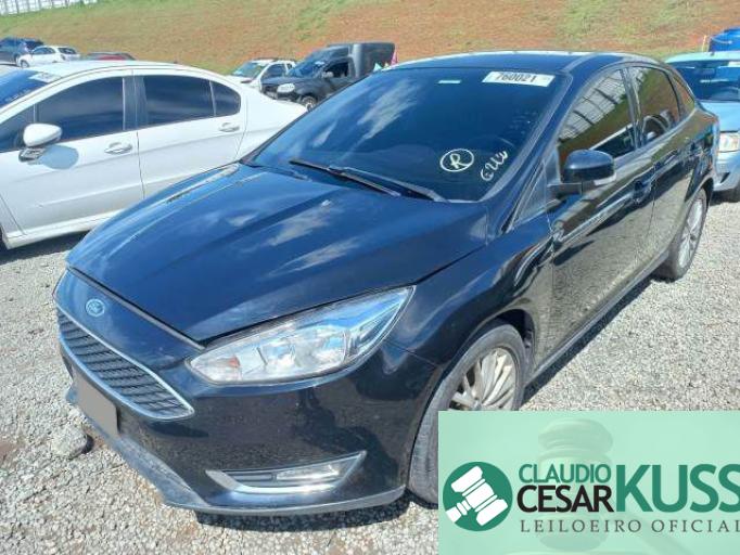 FORD FOCUS FASTBACK 18/18